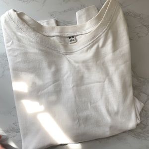 Uniqlo White T-Shirt, Size M